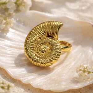 Vintage sea spiral ring