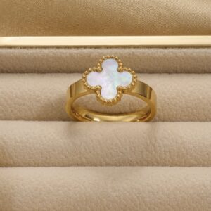 White clover ring