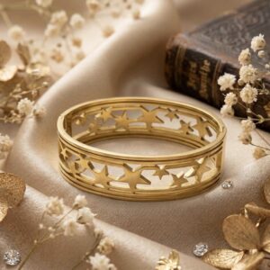 Star charm gold bracelet